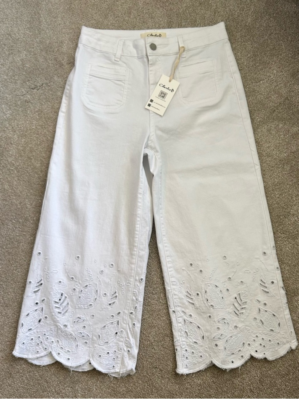 CHARLIE B White Wide-Leg Eyelet Hem Jeans